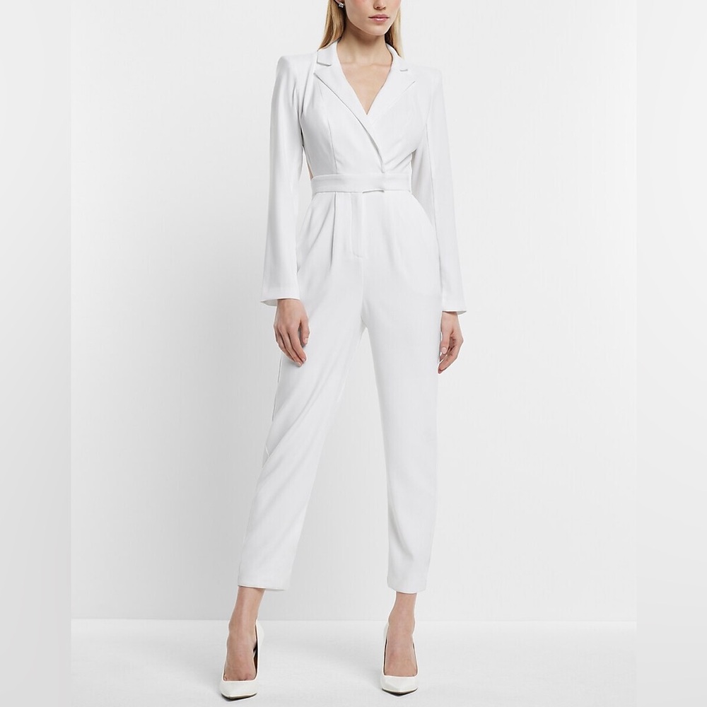 NWT Express Sz 6 White Bridal Cut Out Long Sleeve Blazer Business Boss Jumpsuit